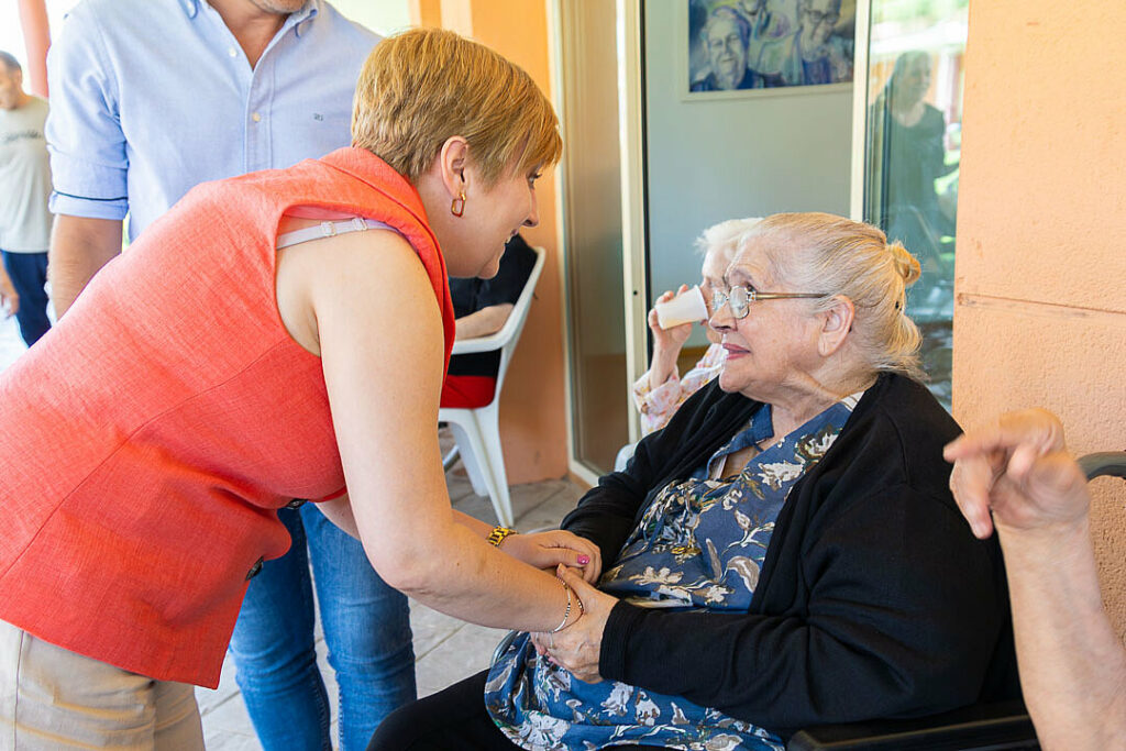 Elder asumirá el servicio de comidas a domicilio y comedor escolar de Argamasilla de Alba 3 servicio comedor elder 5