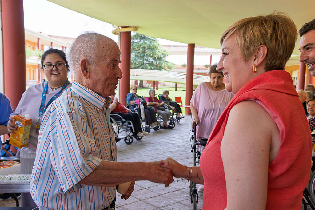 Elder asumirá el servicio de comidas a domicilio y comedor escolar de Argamasilla de Alba 2 servicio comedor elder 6