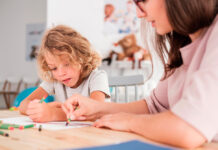 Niños neurodivergentes y “vuelta al cole” sin ansiedad: claves para una preparación antes de septiembre Niños neurodivergentes y “vuelta al cole” sin ansiedad: claves para una preparación antes de septiembre