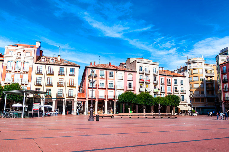El tiempo en España hoy 22 de agosto: calor, sol y tormentas en algunas zonas por el cambio de patrón atmosférico