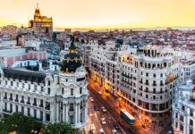 AEMET prevé un cambio de tiempo este jueves 20 de agosto con descenso de temperaturas y más inestabilidad en varias zonas de España AEMET prevé un cambio de tiempo este jueves 20 de agosto con descenso de temperaturas y más inestabilidad en varias zonas de España