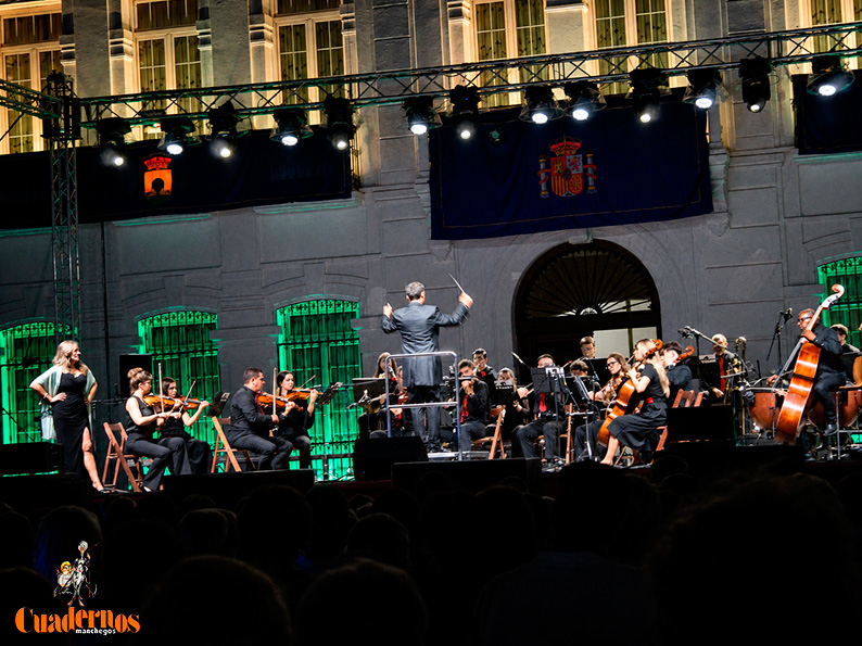 Tomelloso cerró una gran noche de lírica con una Gala de Zarzuela llena de música y tradición 8 zarzuela tomelloso feria 2026 18