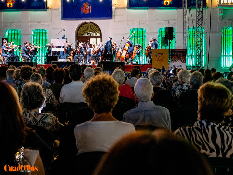 Tomelloso cerró una gran noche de lírica con una Gala de Zarzuela llena de música y tradición 9 zarzuela tomelloso feria 2026 19