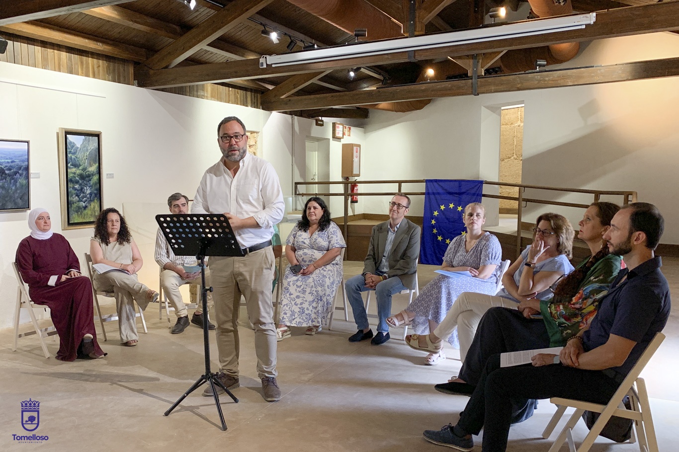 Nueve idiomas ponen voz a la diversidad cultural de Tomelloso 1 CALMA se ha convertido hoy en la Casa de las Lenguas para celebrar la diversidad lingüística de Tomelloso