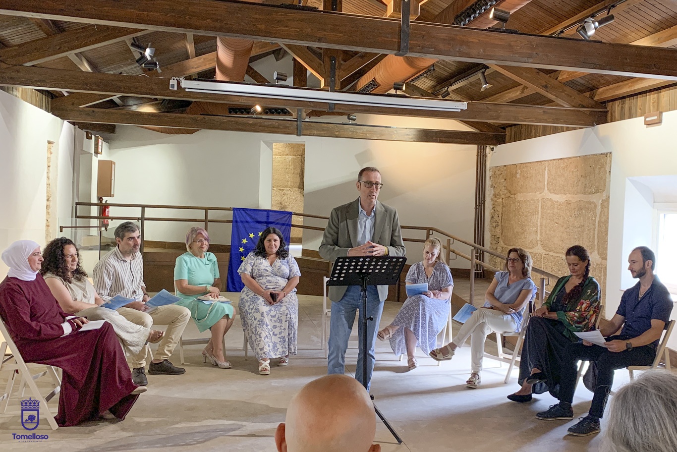 Nueve idiomas ponen voz a la diversidad cultural de Tomelloso 3 CALMA se ha convertido hoy en la Casa de las Lenguas para celebrar la diversidad lingüística de Tomelloso