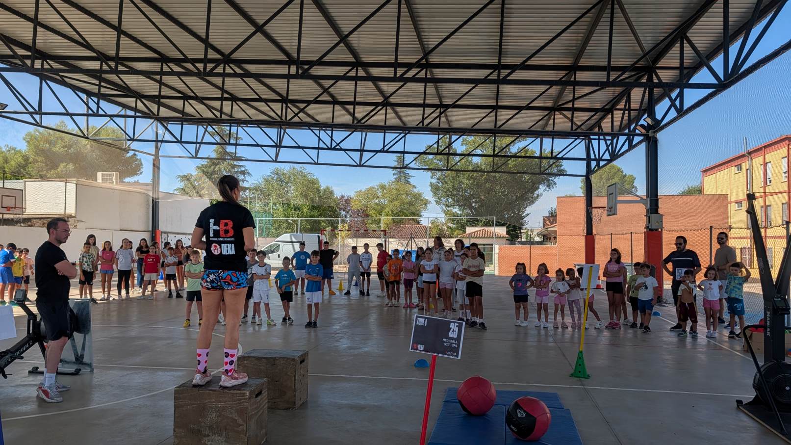 El colegio Cervantes descubre el DEKA durante la Semana de la Movilidad