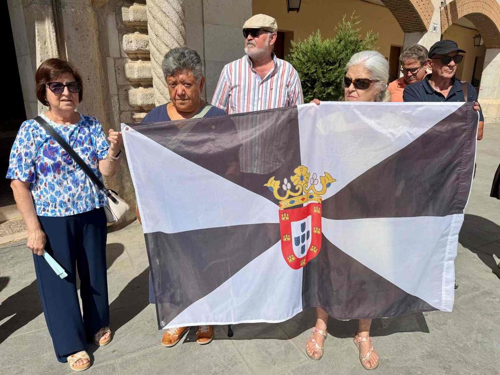 Plataforma por la Paz y el Ayuntamiento de Villacañas muestran su solidaridad y cariño al pueblo ceutí 5 ceuta vuillacanas 5