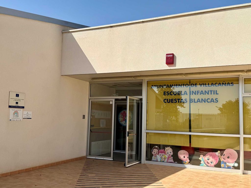 Más de cien niños y niñas han comenzado sus clases en la Escuela Infantil Cuestas Blancas de Villacañas 4 cuestas blancas villacanas 2026 4