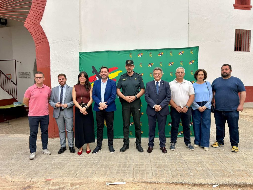 La Guardia Civil acerca sus especialidades a 2.500 escolares de la provincia con una exhibición en Daimiel 3 daimiel exhibicion guardia civil 4