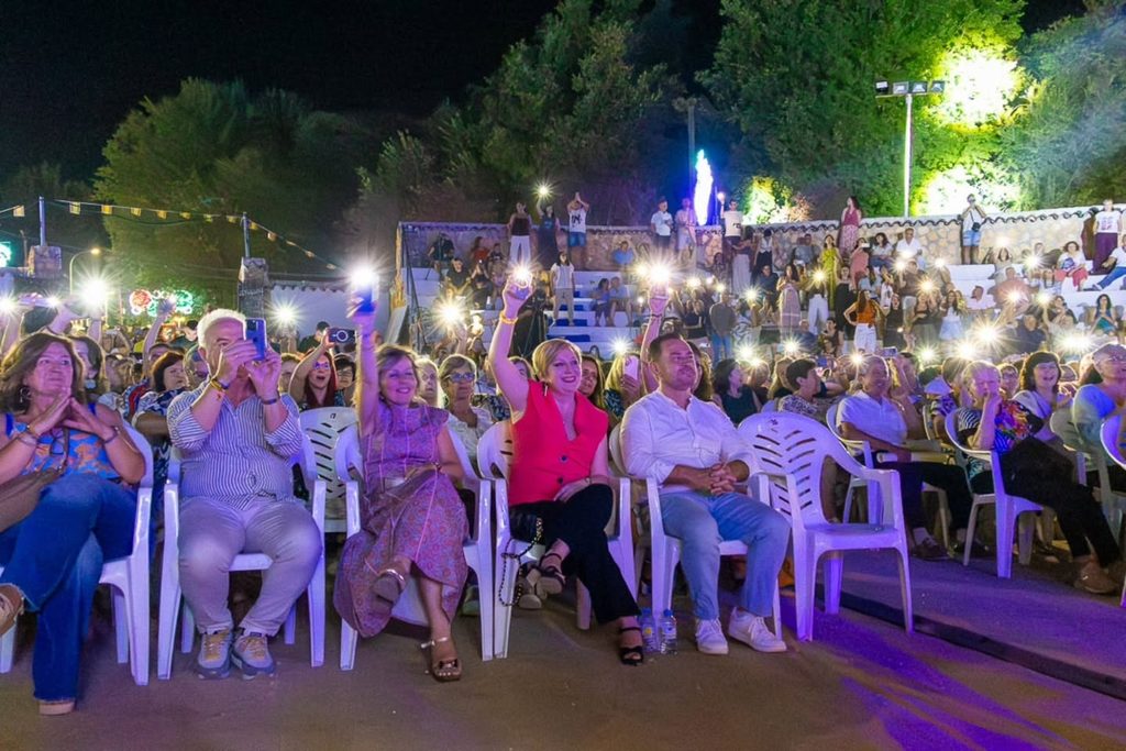 La música sinfónica y la electrónica se fusionan en Argamasilla de Alba con el espectáculo ‘Dance Symphonic’ 2 dance symphonic argamasilla de alba 17