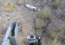 Intenta llevarse un radar de la Guardia Civil en patinete, huye por caminos y acaba identificado en La Roda Intenta llevarse un radar de la Guardia Civil en patinete, huye por caminos y acaba identificado en La Roda