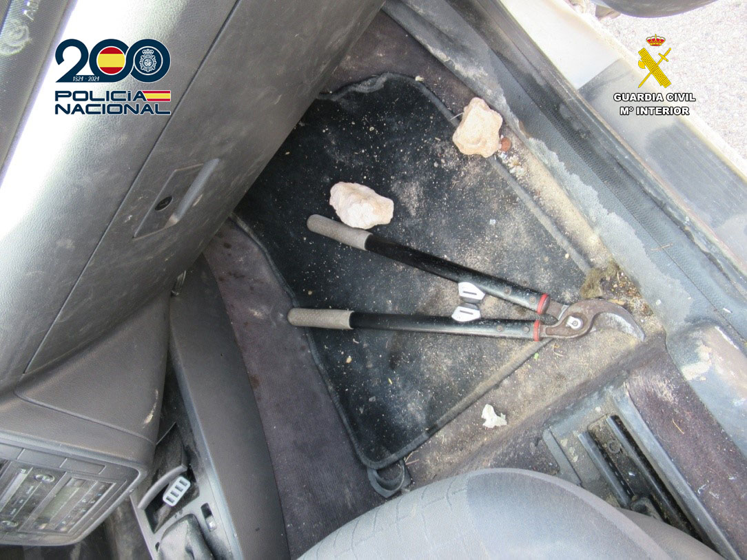 Detenidos los autores del robo con butrón en una gasolinera de Isso tras una peligrosa persecución por Hellín y la A-30