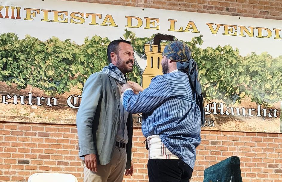 Castilla-La Mancha ensalza la cultura del vino en la XXII Fiesta de la Vendimia de Alcalá de Henares 2 El Gobierno de Castilla-La Mancha pone en valor la labor que desarrollan las Casas Regionales por el mantenimiento de nuestras tradiciones