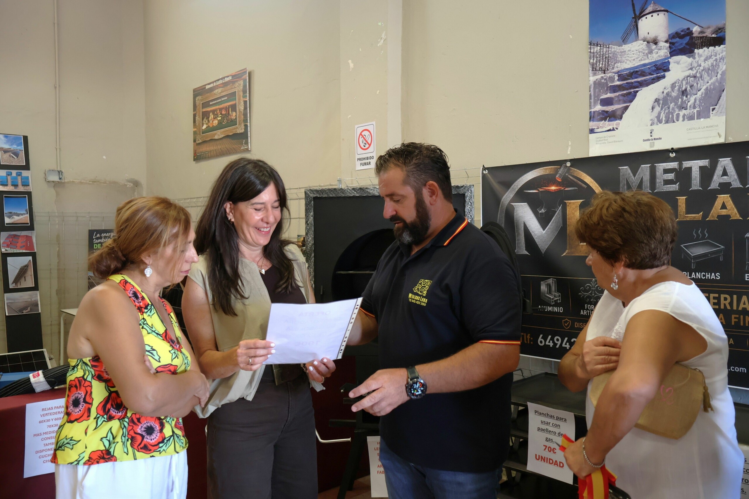 La caza refuerza su peso económico y rural en Castilla-La Mancha con cerca de 1.000 millones de euros al año 3 El Gobierno de Castilla-La Mancha reivindica la caza como actividad económica y elemento de fijación de población en el medio rural