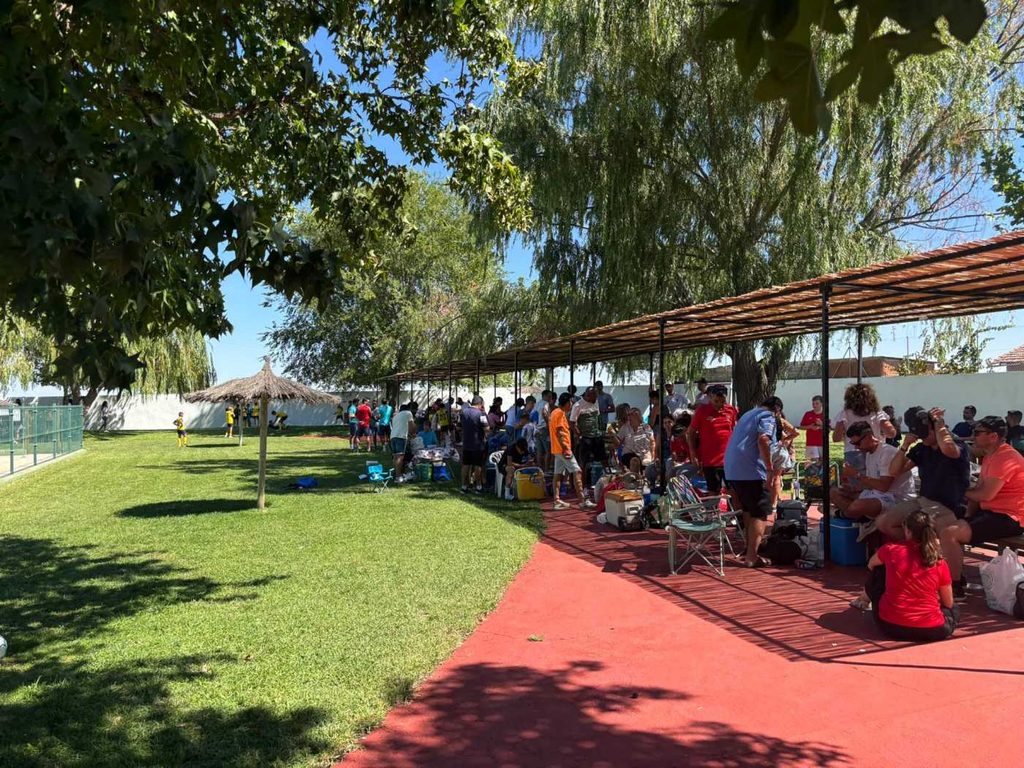La IV Internacional La Despensa Escalona Cup cierra su primera edición internacional con casi 700 jugadores y un centenar de partidos 4 La IV Internacional La Despensa Escalona Cup cierra su primera edición internacional con casi 700 jugadores y un centenar de partidos