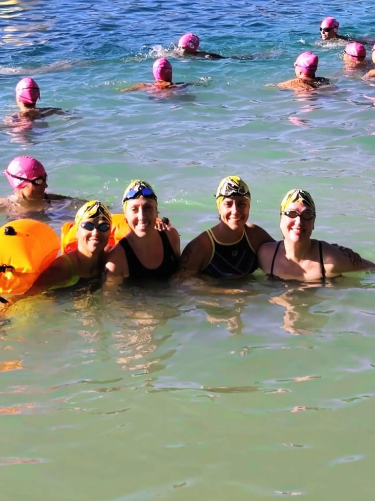 Tomelloso brilla en el VIII Campeonato Open de Aguas Abiertas de Castilla-La Mancha con un doble podio en los relevos 14 Tomelloso brilla en el VIII Campeonato Open de Aguas Abiertas de Castilla-La Mancha con un doble podio en los relevos