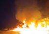 Bomberos de Tomelloso, Alcázar y Manzanares actúan en un grave incendio en Cinco Casas Bomberos de Tomelloso, Alcázar y Manzanares actúan en un grave incendio en Cinco Casas