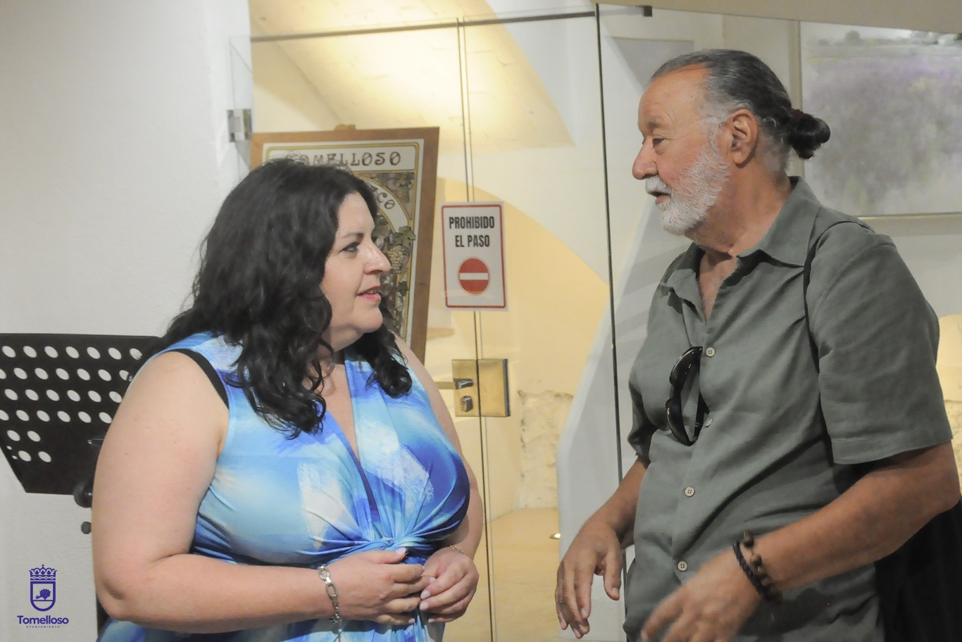 Davinia García Caballero convierte el vino en arte para retratar el alma de Tomelloso en “A Palo Seco” 3 La exposición «A Palo Seco», de Davinia García Caballero, propone en CALMA un viaje con los cinco sentidos utilizando el vino como forma de expresión