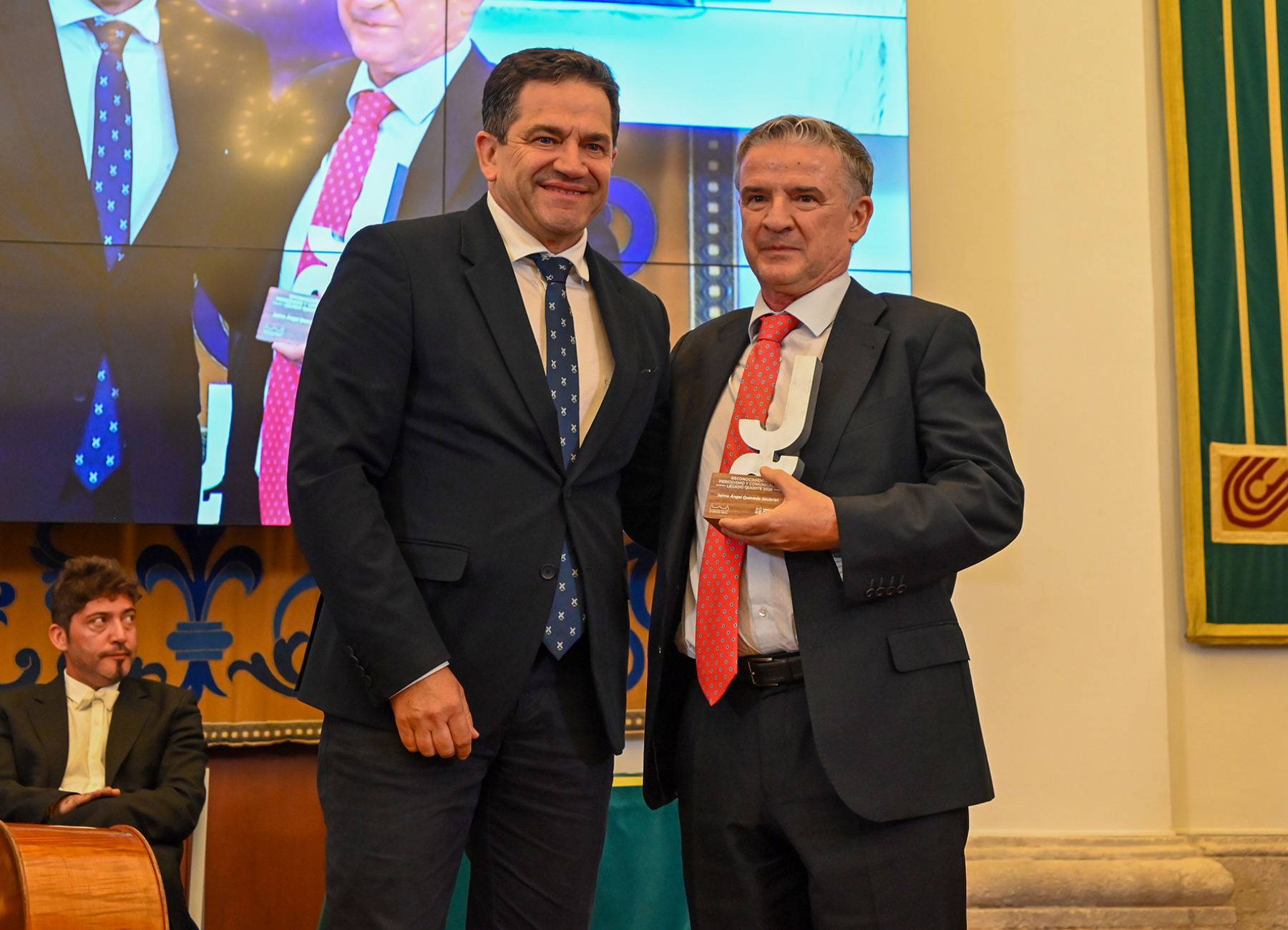 Jaime Quevedo recibe el Reconocimiento Legado Quijote por su defensa de la cultura manchega 10 Legado Quijote reconoce el papel del periodismo y la comunicación como herramienta que fortalece la identidad y proyecta la provincia de Ciudad Real