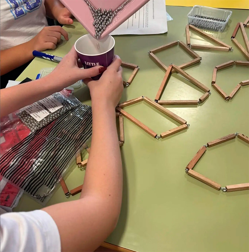 Científicos de la UNED acercan las matemáticas al alumnado del IES Airén de Tomelloso