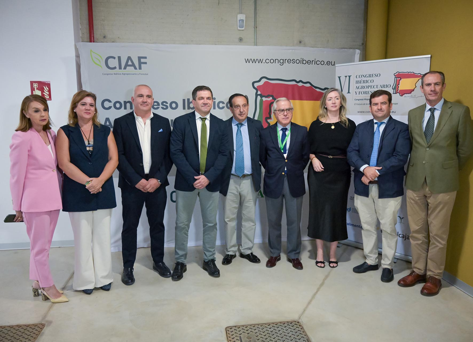 Valverde pone en valor la importancia de que España y Portugal hagan “un frente común” para afrontar los retos del sector agrario 4 Miguel Ángel Valverde pone en valor la importancia de que España y Portugal hagan “un frente común” para afrontar los retos del sector agrario durante el VI Congreso Ibérico Agropecuario y Forestal