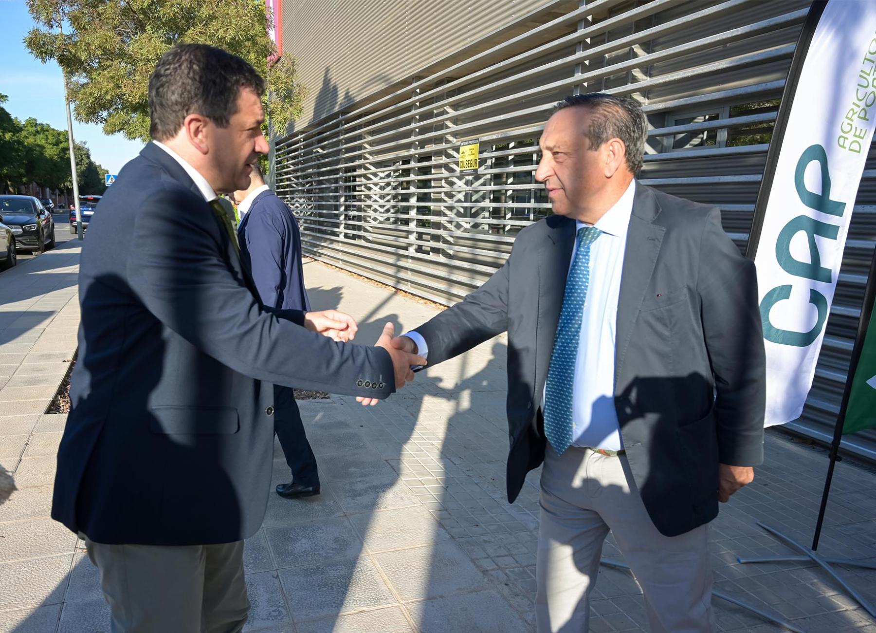 Valverde pone en valor la importancia de que España y Portugal hagan “un frente común” para afrontar los retos del sector agrario 2 Miguel Ángel Valverde pone en valor la importancia de que España y Portugal hagan “un frente común” para afrontar los retos del sector agrario durante el VI Congreso Ibérico Agropecuario y Forestal