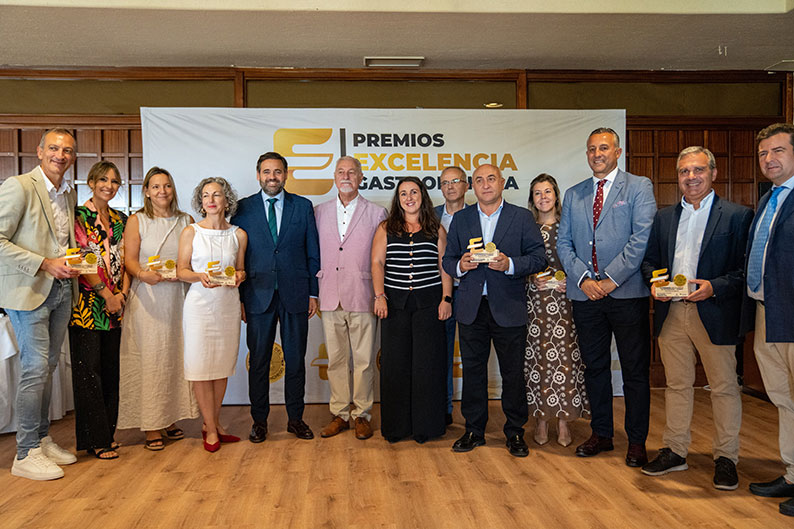 Núñez garantiza su apoyo a la Sierra Norte de Guadalajara para recuperarla y que sea un referente turístico, gastronómico y cinegético