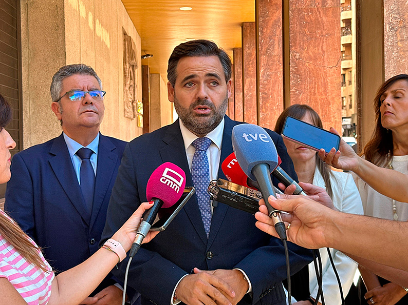 Núñez afirma Castilla-La Mancha y España necesitan abrir una nueva etapa