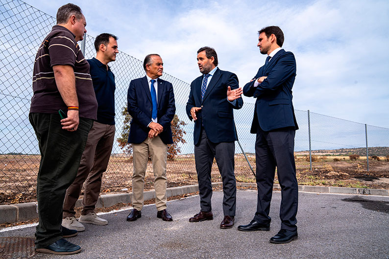Núñez se compromete a generar las condiciones necesarias en la Castilla-La Mancha para favorecer la atracción de inversión extranjera y la reindustrialización