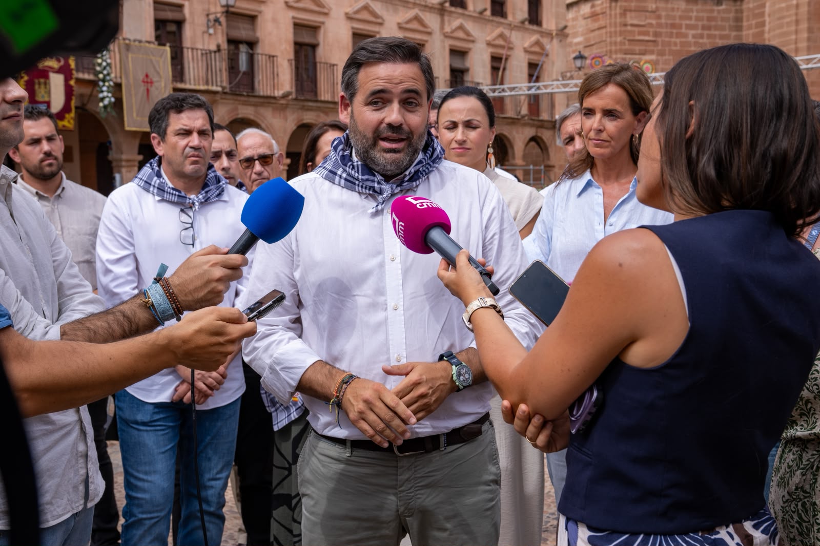 Núñez acusa a Page de mostrar una «doble cara» ante la situación de Ceuta