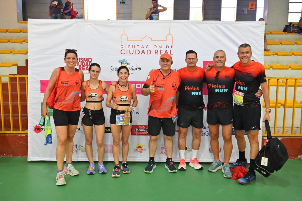 Luisa Mar&iacute;a Becerra lidera el &eacute;xito de Los Pieles Run en una noche de atletismo y compa&ntilde;erismo en Villanueva de los Infantes