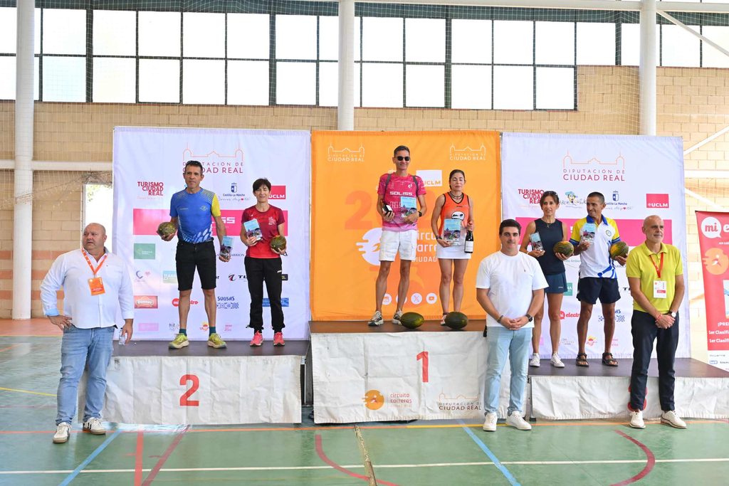 Los Pieles Run brillan en la 10K Ferimel de Membrilla con victoria de Luisa Becerra y podio de Antonio Morales 6 pielesrunferimel 7