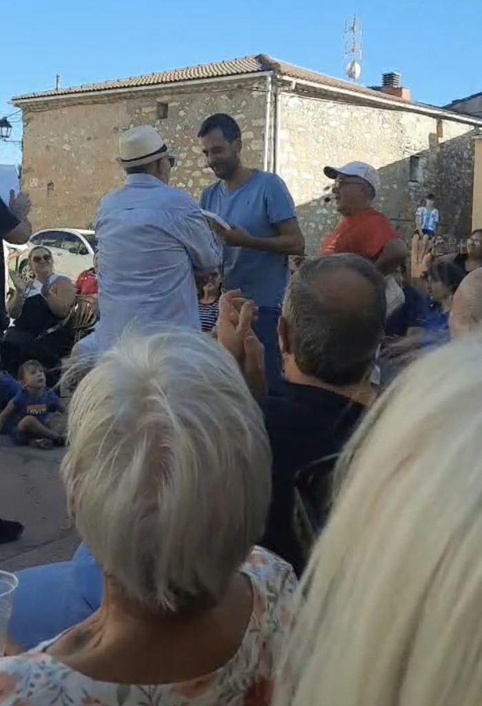 Pinilla de Jadraque recupera la pelota a mano y reivindica a quienes mantuvieron viva su tradición 2 pinillajadraque deporte 4