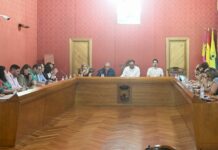 El PSOE acusa a Javier Navarro de priorizar los temas nacionales frente a los problemas de Tomelloso El PSOE acusa a Javier Navarro de priorizar los temas nacionales frente a los problemas de Tomelloso