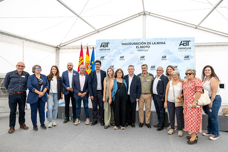 El PSOE celebra la llegada a Puertollano de la planta de transformación de wolframio