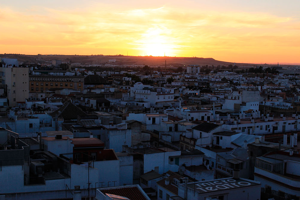 El tiempo en España: AEMET prevé tormentas fuertes en el este y hasta 35 ºC en el suroeste