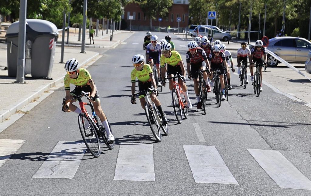 Valeria y Silvia Castillejos llevan el nombre de Tomelloso al podio en el cierre del Trofeo Federación de Escuelas de Castilla-La Mancha 3 valeria silvia castillejos 4 1