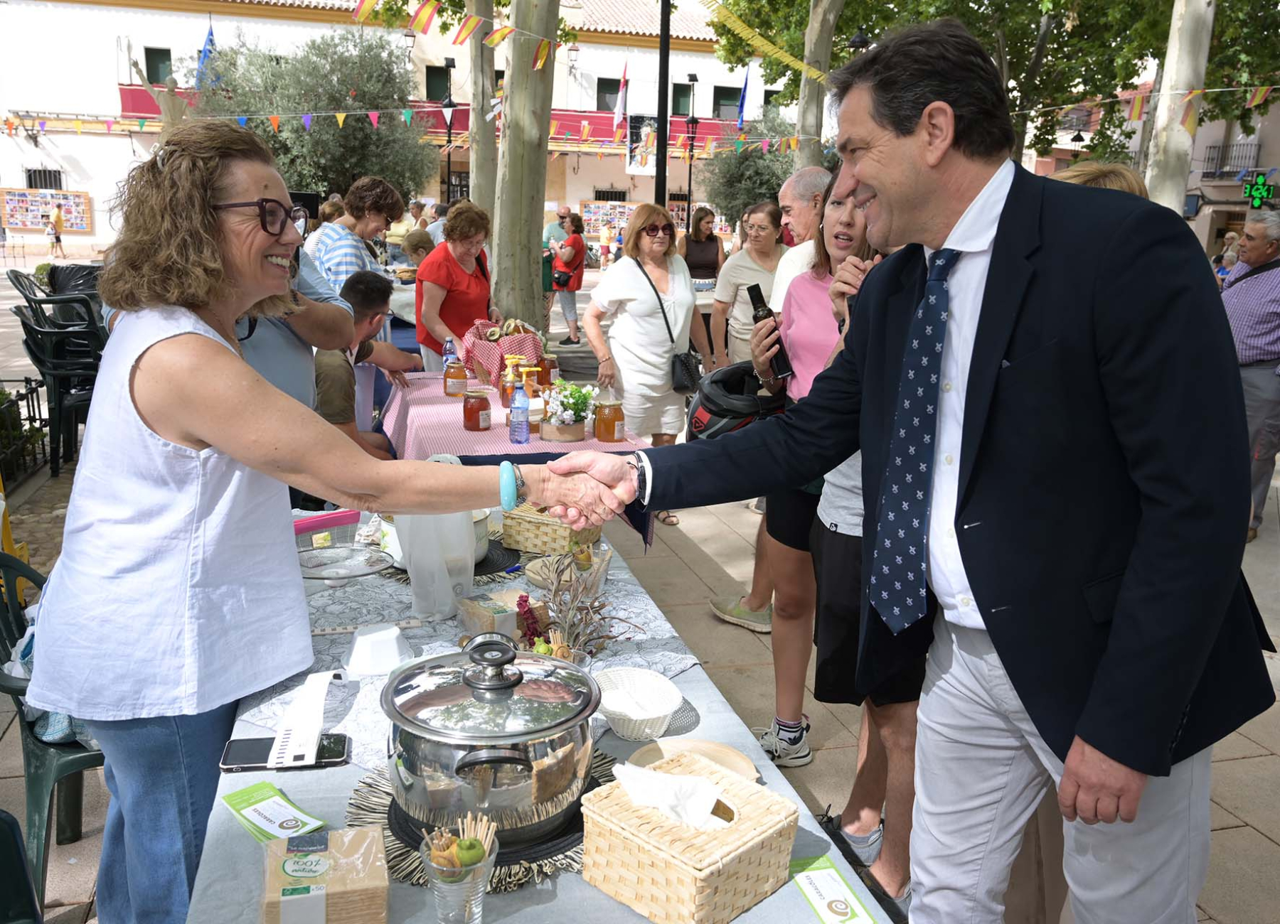 Valverde afirma en Argamasilla de Alba que los agricultores “han hecho su trabajo pero las administraciones no” porque la disponibilidad de agua no está garantizada 10 Valverde afirma en Argamasilla de Alba que los agricultores “han hecho su trabajo pero las administraciones no” porque la disponibilidad de agua no está garantizada