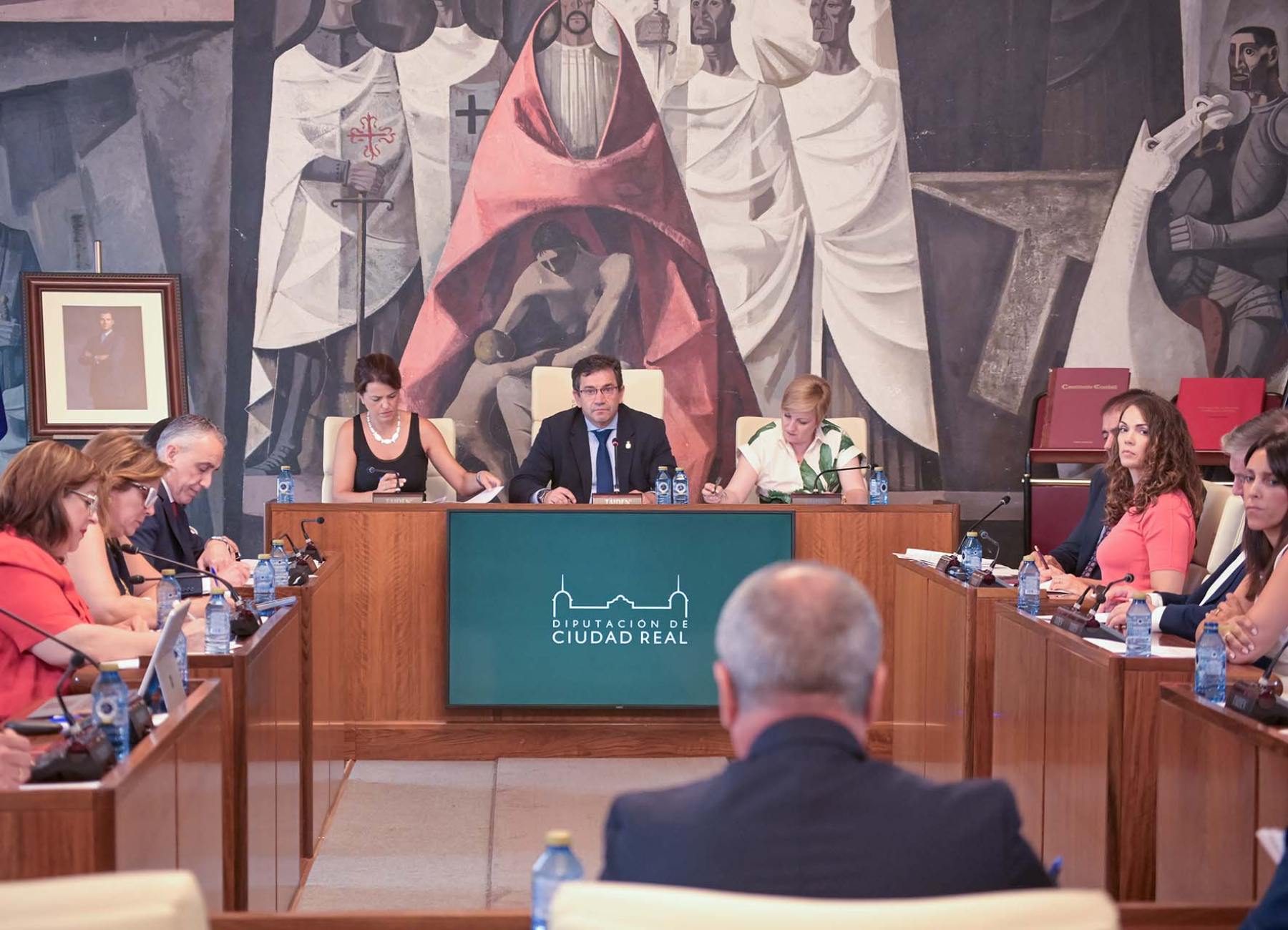 Valverde reitera la necesidad de “un gran acuerdo nacional” sobre el agua y exige soluciones frente a “la prohibición, la restricción y la confrontación” 1 Valverde reitera la necesidad de “un gran acuerdo nacional” sobre el agua y exige soluciones frente a “la prohibición, la restricción y la confrontación”