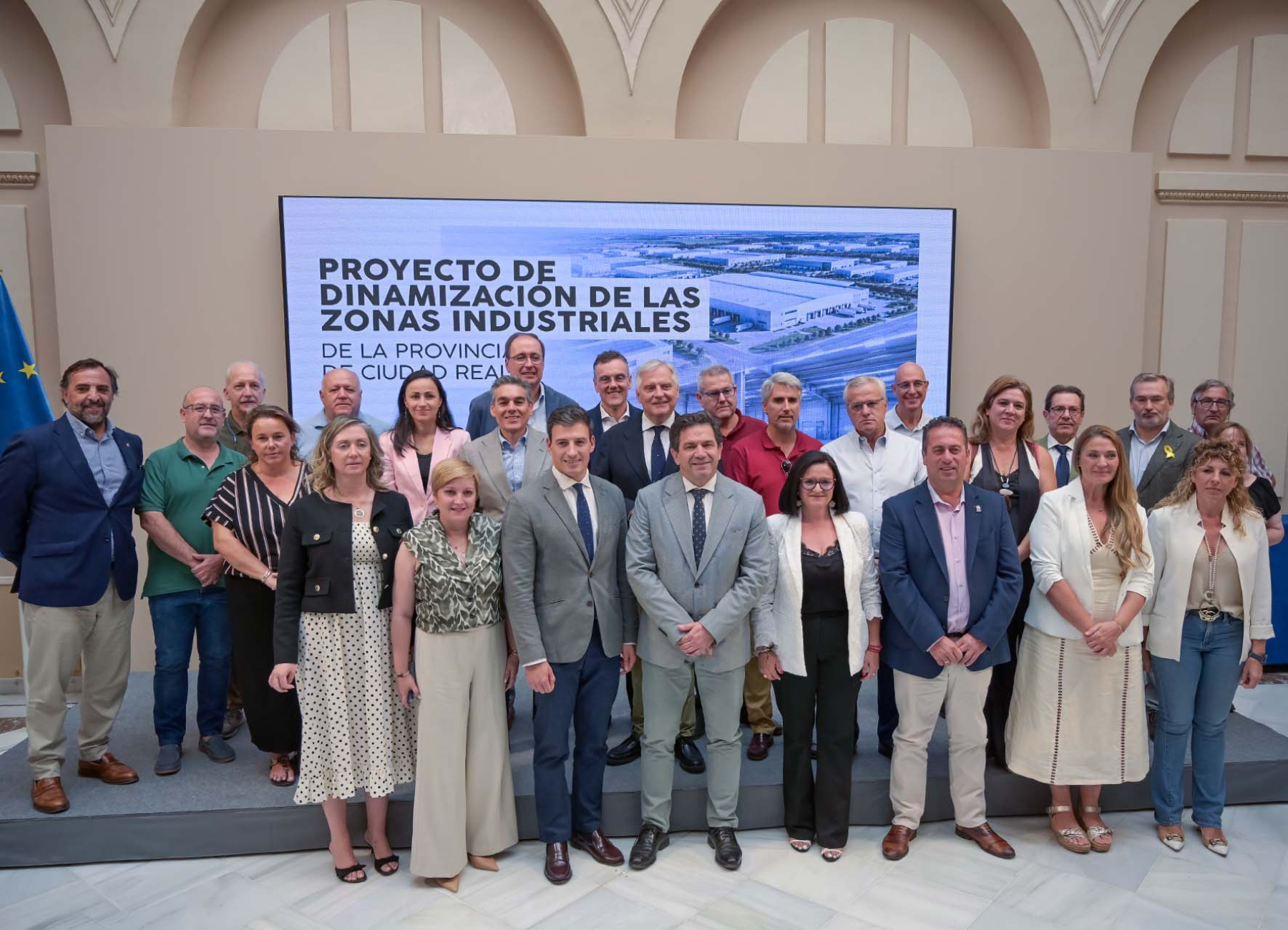 Valverde: «Si conseguimos gestionar las zonas industriales con una perspectiva integral del territorio, las oportunidades se multiplicarán en nuestra provincia” 5 Valverde: «Si conseguimos gestionar las zonas industriales con una perspectiva integral del territorio, las oportunidades se multiplicarán en nuestra provincia”