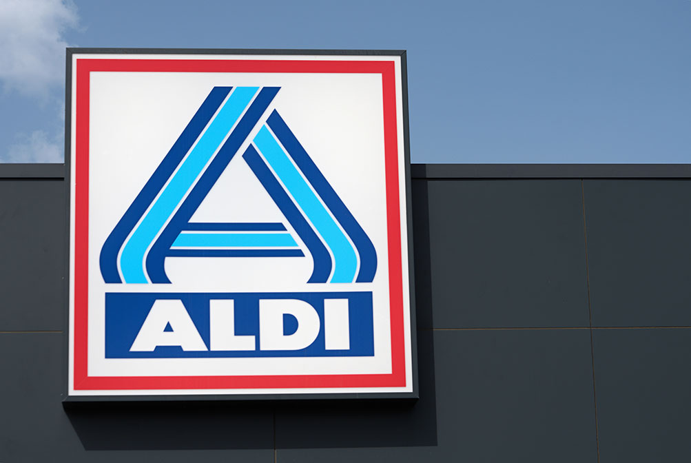 ALDI baja desde hoy el aceite de oliva Carbonell a 3,99 euros: estas son sus nuevas ofertas del fin de semana