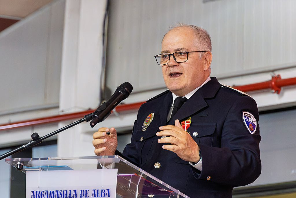 Argamasilla de Alba reconoce la trayectoria, profesionalidad y colaboración de distintos cuerpos policiales en la celebración de los Ángeles Custodios 3 angelescustodiosargamasilladealba 4