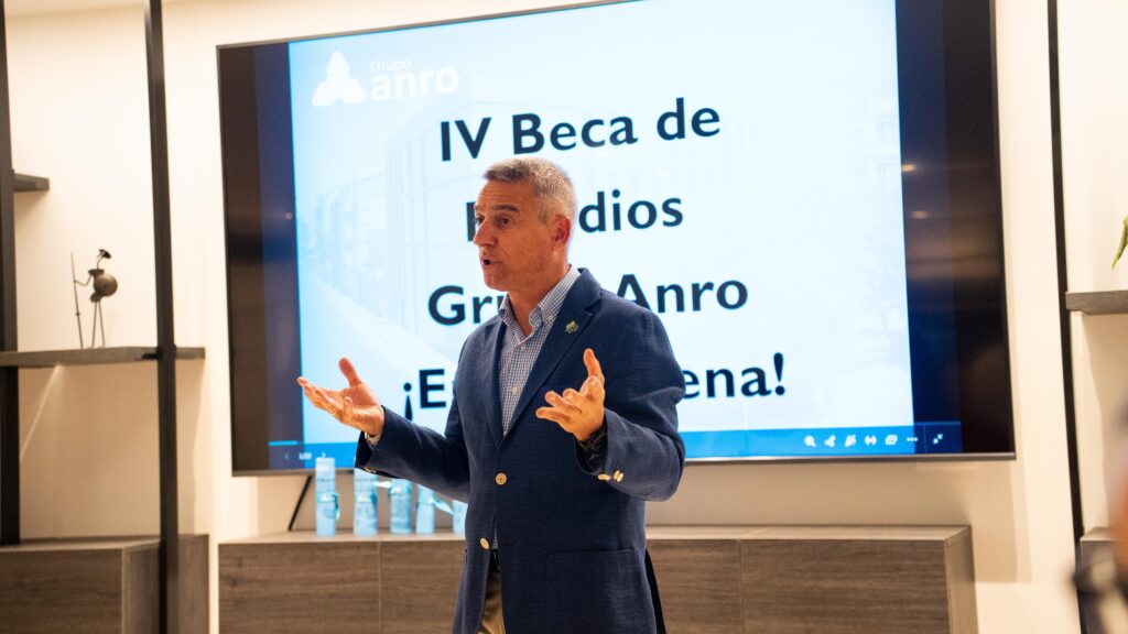 Grupo Anro concede 25.000 euros en becas a nueve hijos de sus trabajadores para apoyar su formación 2 Grupo Anro concede 25.000 euros en becas a nueve hijos de sus trabajadores para apoyar su formación