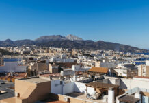 El Gobierno concede 45,3 millones de euros en ayudas adicionales a Ceuta para atender gastos excepcionales derivados de la crisis migratoria El Gobierno concede 45,3 millones de euros en ayudas adicionales a Ceuta para atender gastos excepcionales derivados de la crisis migratoria