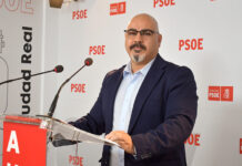 Barato acusa al PP de “enredar con su tour de bulos” para ocultar datos históricos como el del empleo en Castilla-La Mancha Barato acusa al PP de “enredarcon su tour de bulos” para ocultar datos históricos como el del empleo en Castilla-La Mancha