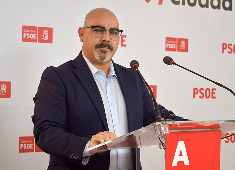Barato: “El PP no puede dar lecciones en materia de educación porque Castilla-La Mancha todavía recuerda todos sus recortes”
