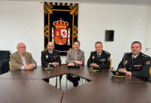 David Broceño despide a José Alberto Camacho tras su nombramiento como nuevo jefe superior de Policía de Castilla-La Mancha David Broceño despide a José Alberto Camacho tras su nombramiento como nuevo jefe superior de Policía de Castilla-La Mancha