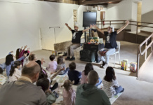 CALMA se llena de letras, cuentos y sabores: una treintena de niños disfrutan de una mañana inolvidable con «Cocinando cuentos» CALMA se llena de letras, cuentos y sabores: una treintena de niños disfrutan de una mañana inolvidable con «Cocinando cuentos»