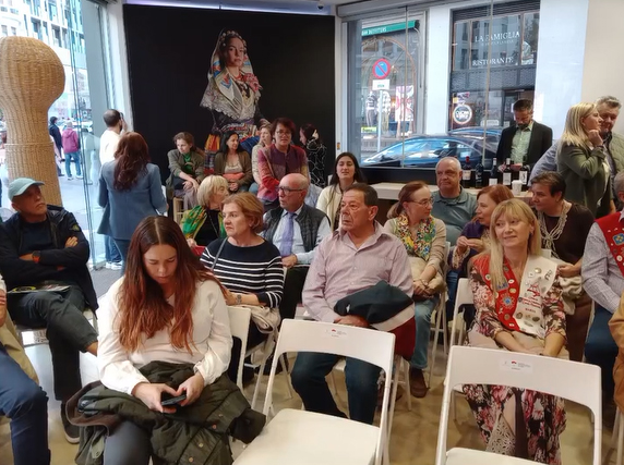 La Asociación de Catadores de Castilla-La Mancha presenta su indumentaria cofrade y el programa de su Gran Capítulo Enogastronómico 1 cata gran capitulo gastronomico madrid 6