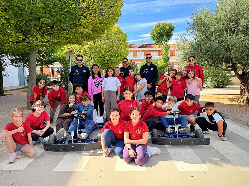 Los alumnos del CEIP San José de Calasanz aprenden seguridad vial en Tomelloso